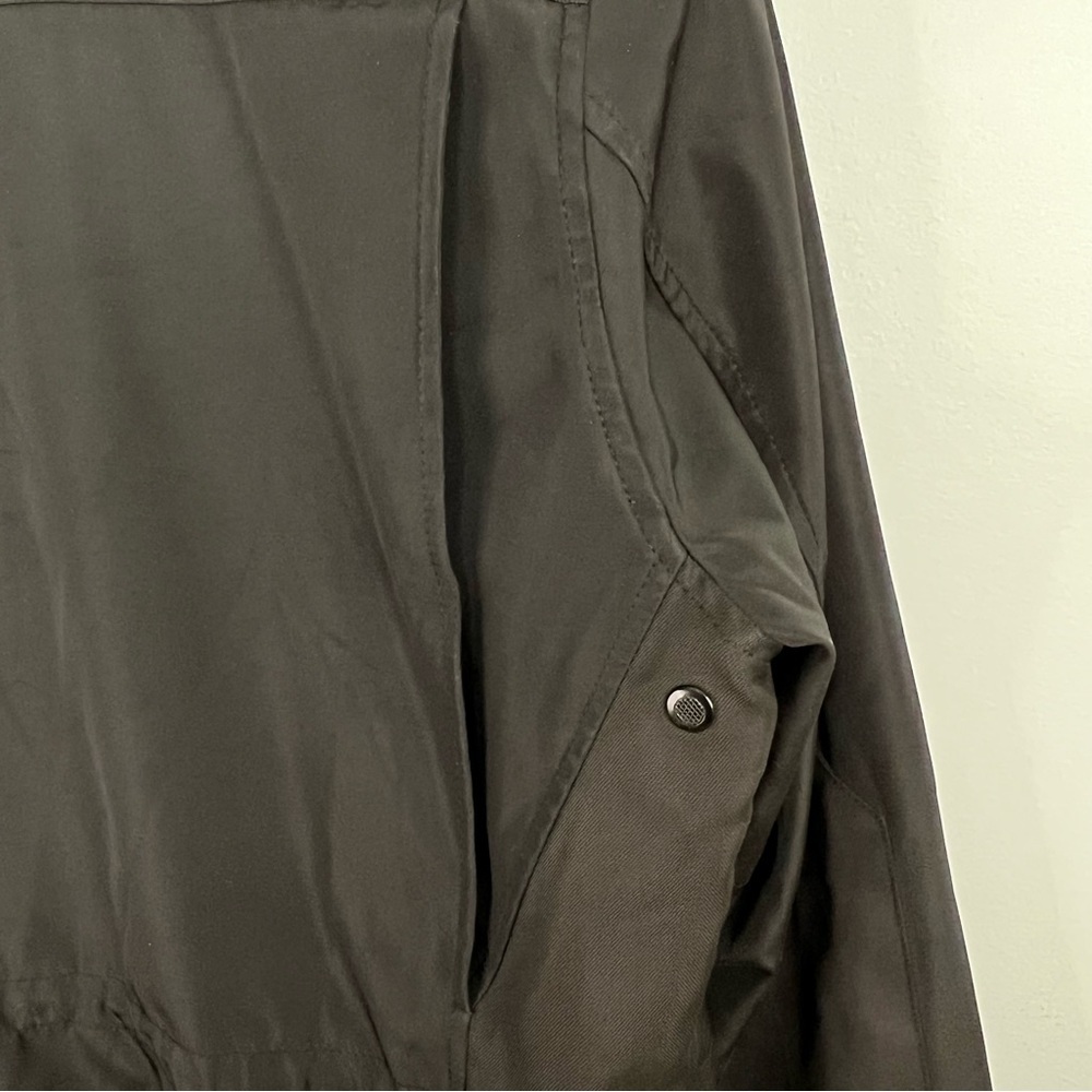 Tumi Men’s Black Insulated Tech Jacket Hidden Hood - Zip & Snap - Size Small - Picture 9 of 17